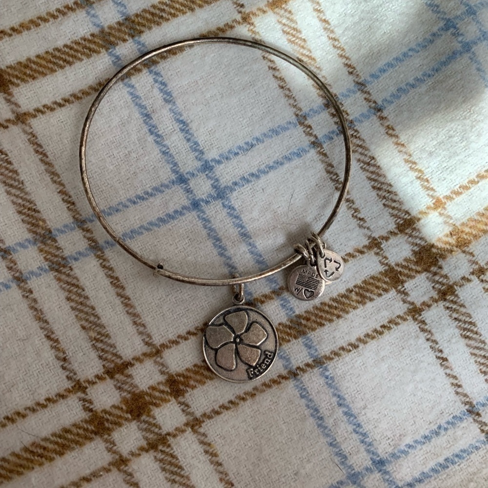 Floral friend Alex and Ani​​​​​​​​​​​​​​​​​​​​​​​